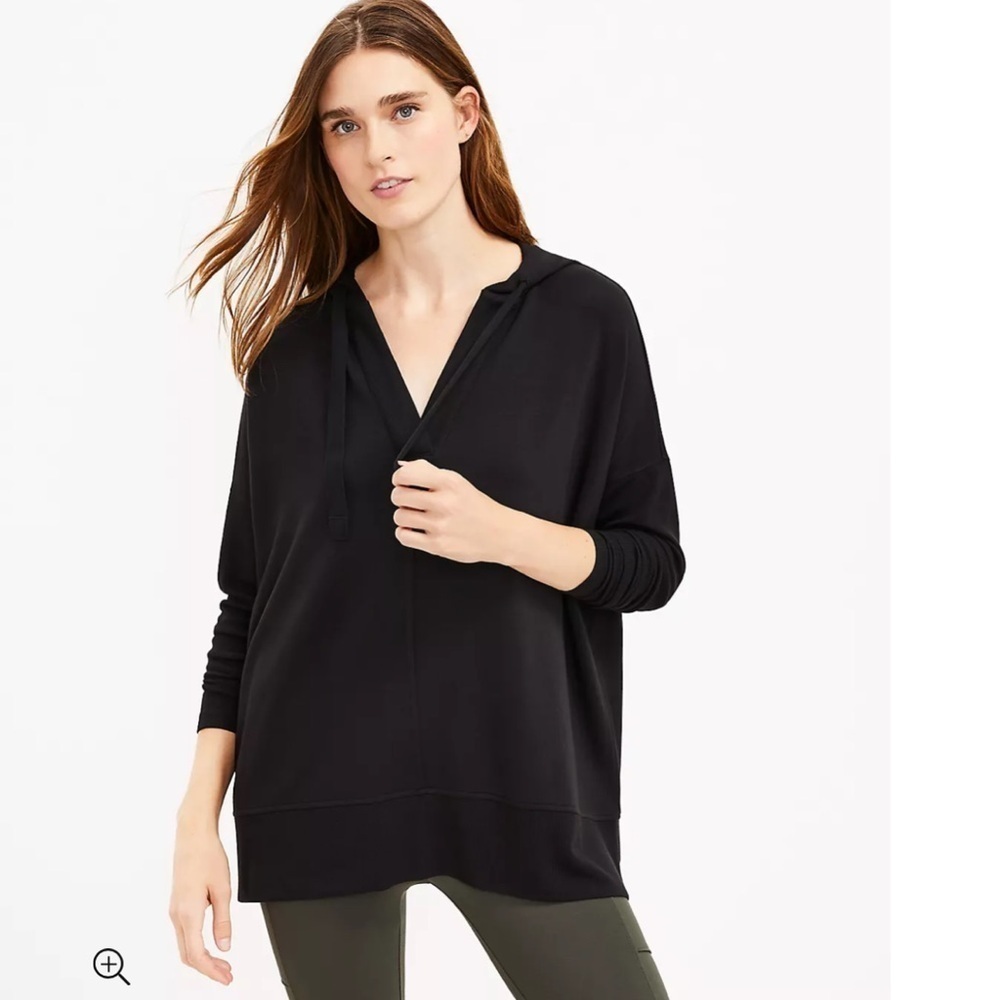 Lou & Grey signaturesoft oversized hoodie